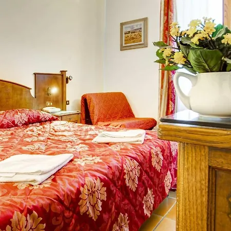 Hotel Hotel Residence Villa Rioddi 3*